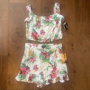 Liz banks floral 2 piece set